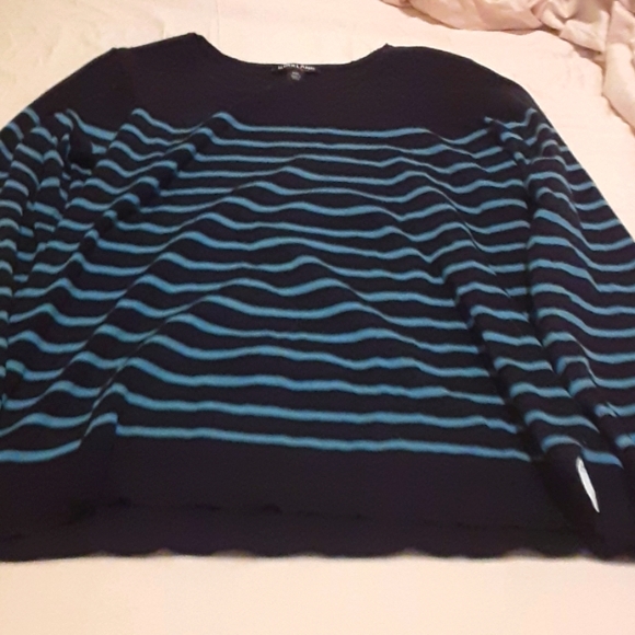 XXL Navy blue & light blue striped sweater. Kirkland Signiture Brand. - Picture 1 of 7